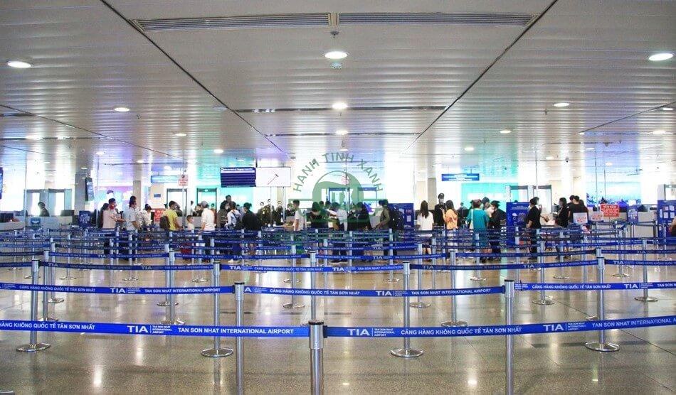 Cột chắn inox sân bay dây dài 2 mét 16 Cột chắn inox sân bay dây dài 2m