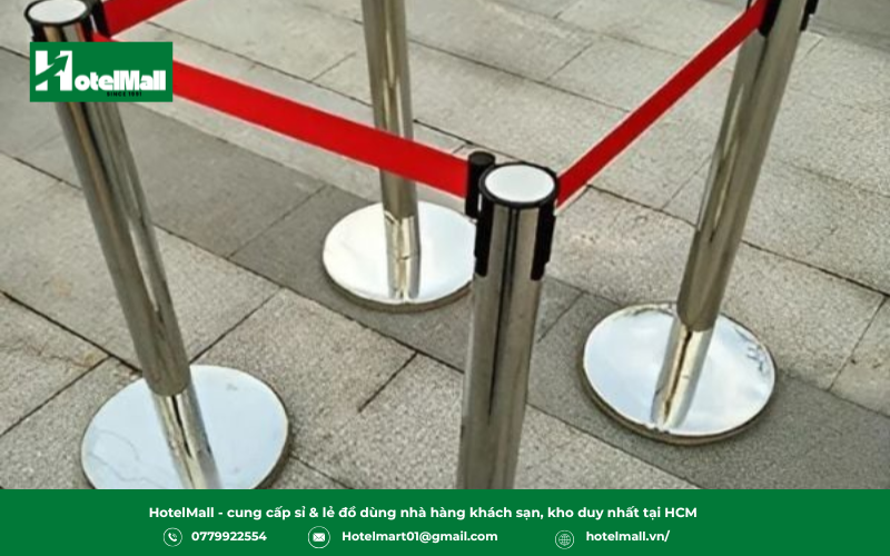Cột chắn inox